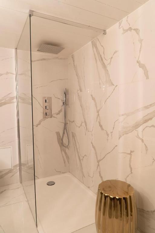 Suite Amalfi Lyon Extérieur photo